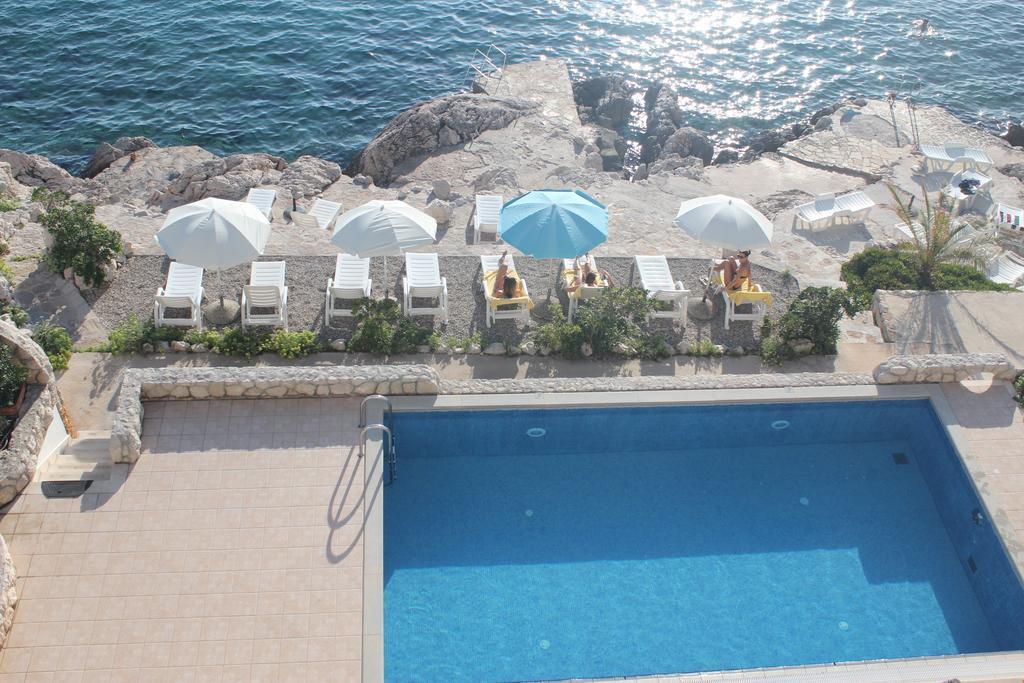 Villa Simpatia Primošten Exterior foto